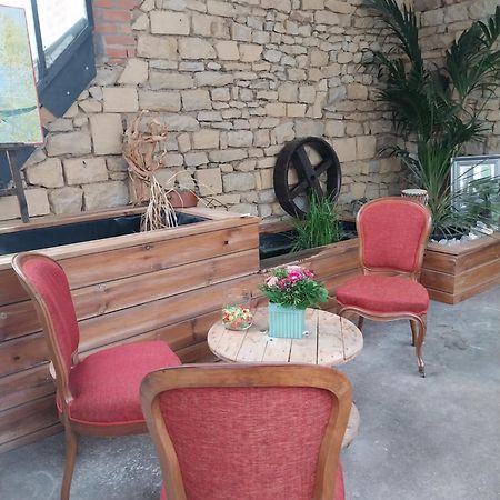 Studio Chaleureux En Hyper Centre Charleville-Mezieres Bagian luar foto