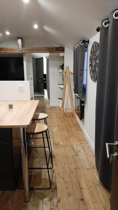 Studio Chaleureux En Hyper Centre Charleville-Mezieres Bagian luar foto