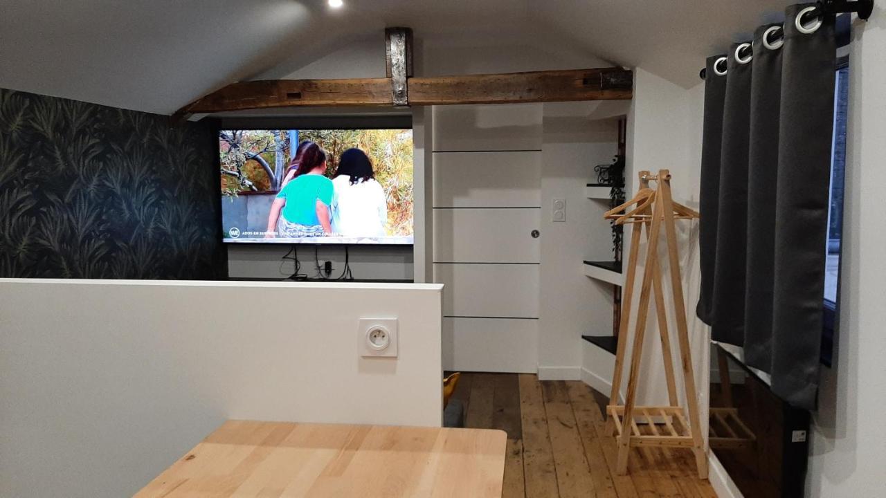 Studio Chaleureux En Hyper Centre Charleville-Mezieres Bagian luar foto